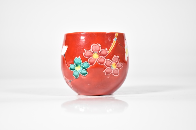 [京都・清水焼]赤交趾桜花　丸湯呑