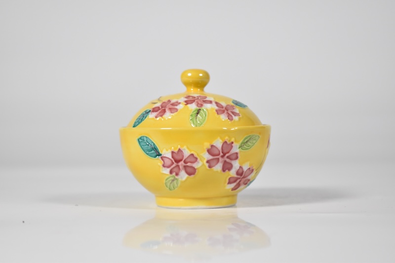 [京都・清水焼]黄交趾桜　小蓋物